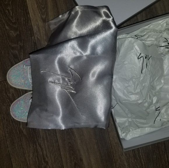Women's 7.5 white glitter Giuseppe Zanotti's - Picture 8 of 8